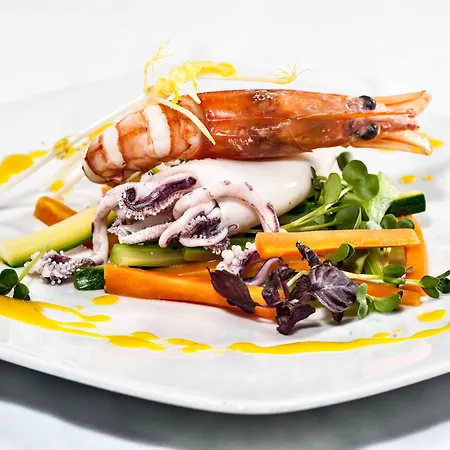 Cristoforo Colombo - Preferred & Hotel Mediolan